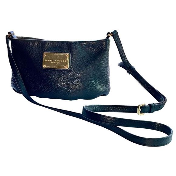 Marc Jacobs Pebbled Leather Crossbody Handbag - Picture 1 of 14